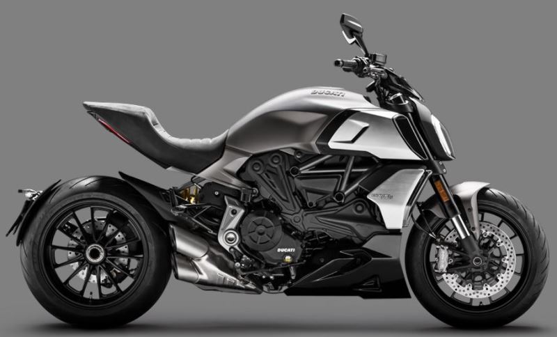 motorcycle photo DUCATI - Diavel 1260(2020) STREET