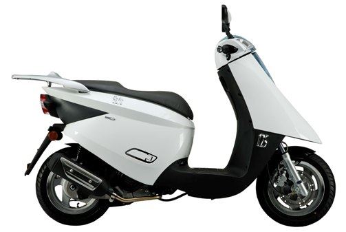 motorcycle photo NIPPONIA - EZIO 125(2012) SCOOTER